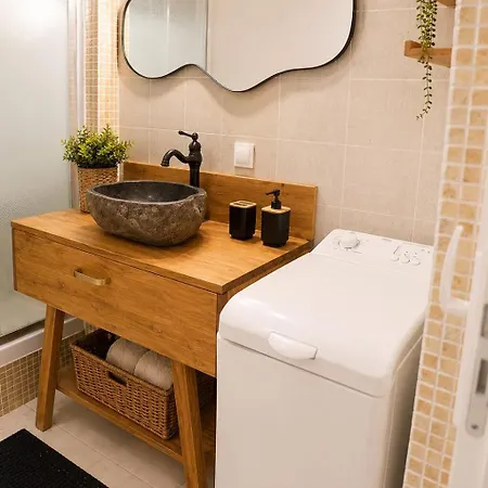 Saint-raphael - Provencal-style Apartment *